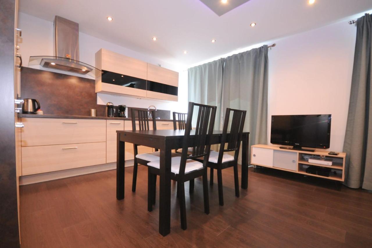 Le Grand Large - Apartment Parking & Balcony By The Lake Modern Bright Annecy Exterior foto